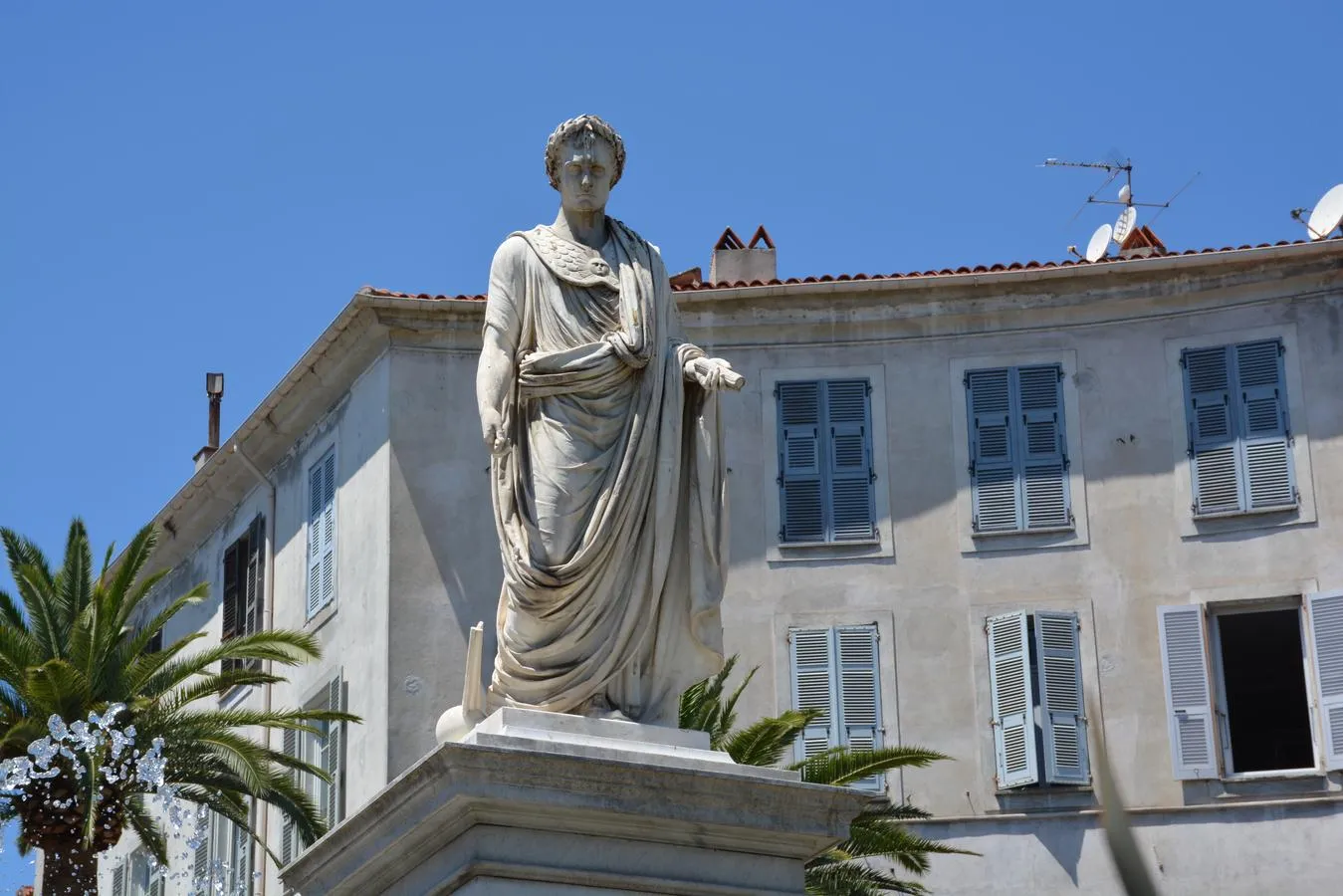 place foch ajaccio napoleone